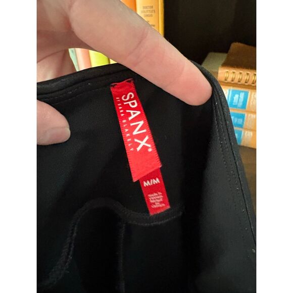 Spanx Faux Leather Leggings In Black Size Medium - Picture 4 of 6